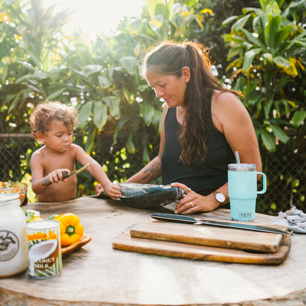 YETI Rambler Straw Mug 25oz Beekeeper - Image 3